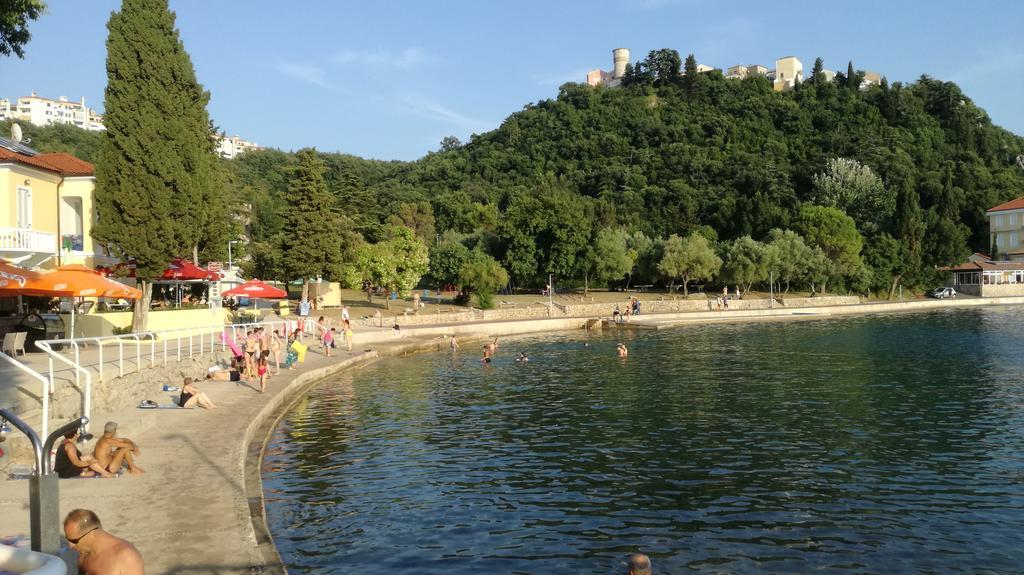 Apartments Villa Rosmarin Omišalj Dış mekan fotoğraf